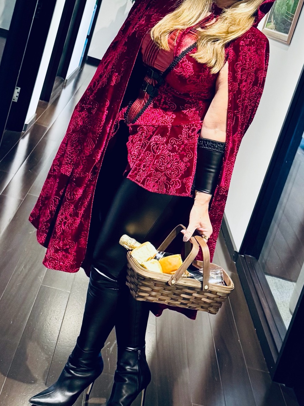 Adult Mysterious Red Riding Hood Costume